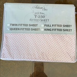 Queen fitted sheet